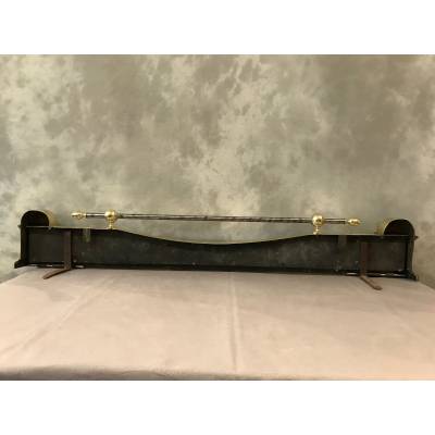 Beautiful and large chiselled bronze fireplace bar from early 19th century