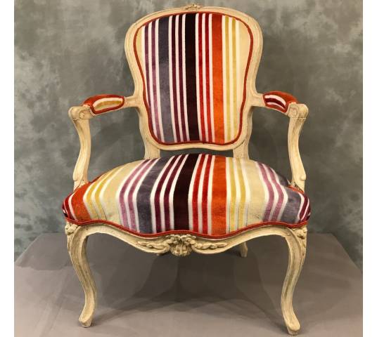 Fauteuil d'époque Louis XV 18 ème en bois peint