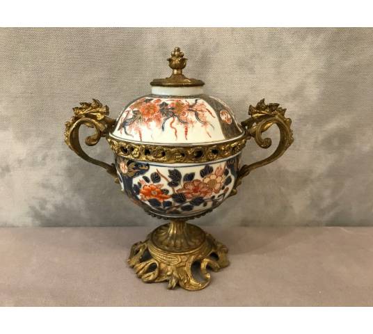 Pot covered in Imaris and monture in gilded bronze vintage 19ème