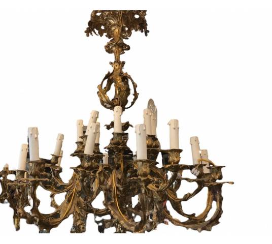 Important chandelier in gilded bronze 19 th of the Louis XV style