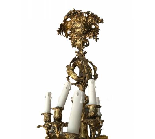 Important chandelier in gilded bronze 19 th of the Louis XV style