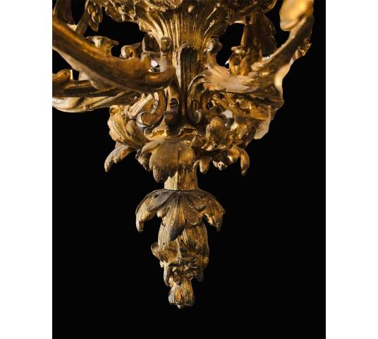 Important chandelier in gilded bronze 19 th of the Louis XV style