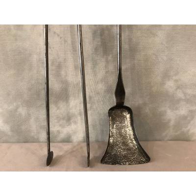 Set of iron fireplace accessories and period bronze Directoire