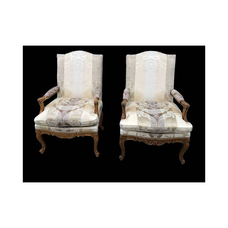 Pair of Louis XIV's armchairs in walnut