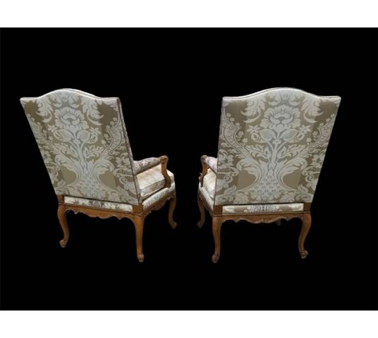 Pair of Louis XIV's armchairs in walnut