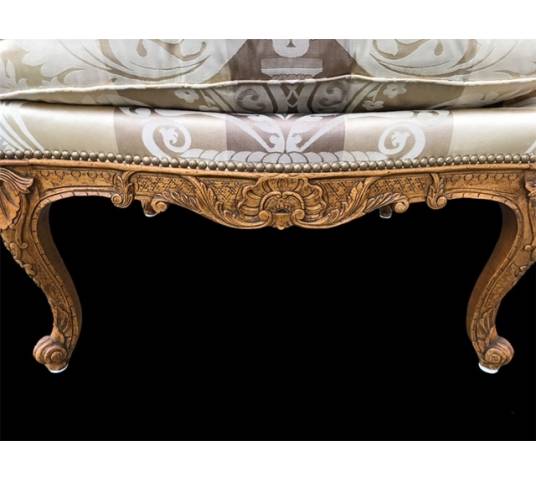 Paire de fauteuils de Louis XIV en noyer