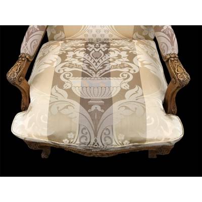 Paire de fauteuils de Louis XIV en noyer