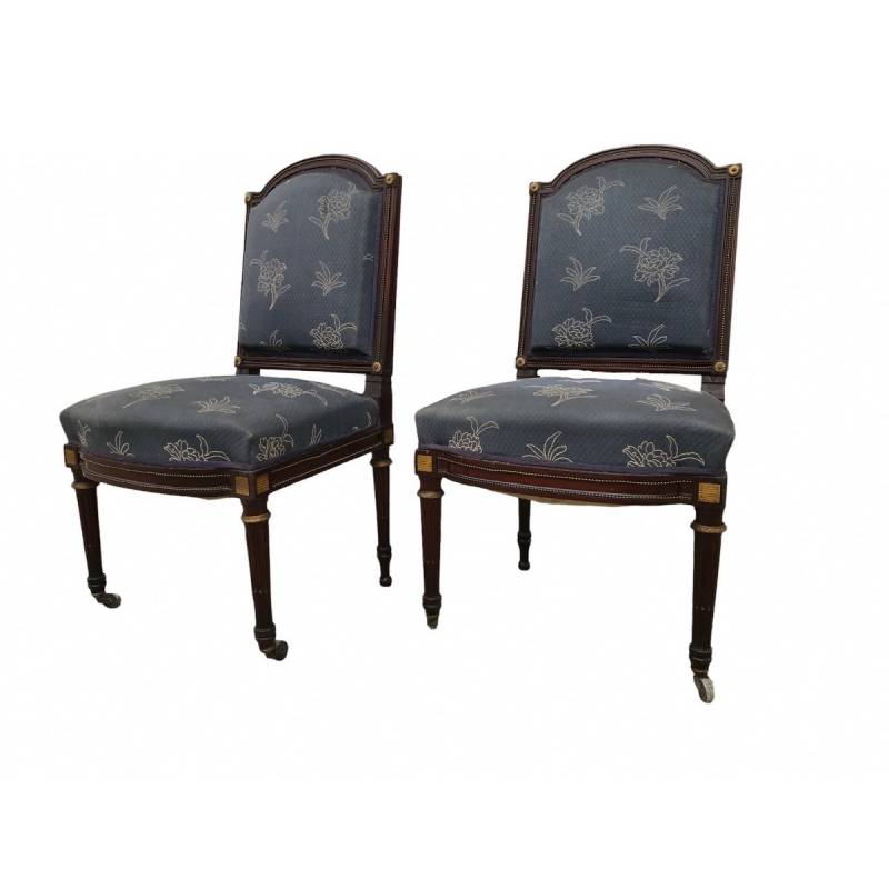 Paire de chaises garnies en acajou d'époque 19 ème Napoléon III Louis XVI