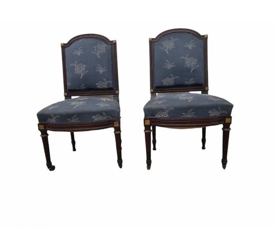 Paire de chaises garnies en acajou d'époque 19 ème Napoléon III Louis XVI