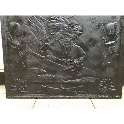 Plaque de cheminée en fonte d'époque 19 ème motif Napoléon