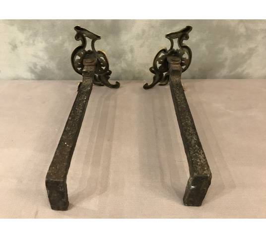 Pair of ancient Louis XV style bronze tracks in the 19th century