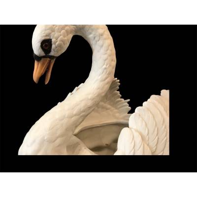 Large swan in 19th-century biscuit porcelain (pot-cache)