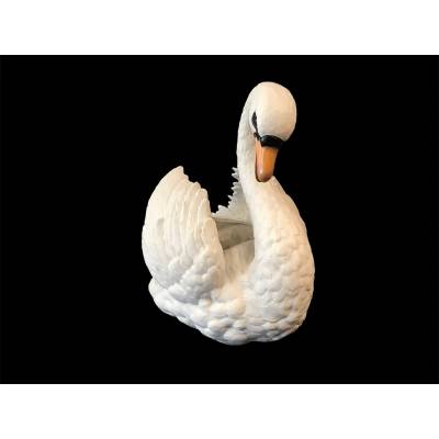 Grand cygne en porcelaine de biscuit d'époque 19 ème ( cache-pot)