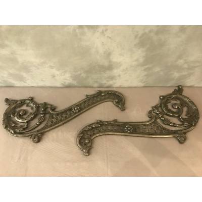 Paire de décors en fonte d'époque 19 ème