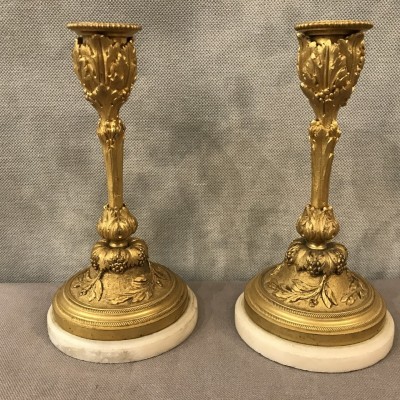 Petits bougeoirs en bronze doré de style Louis XVI Napoléon III 19 ème