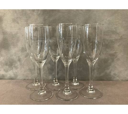 Series of 6 DELAMOTTE champagne flutes.