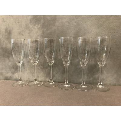 Series of 6 DELAMOTTE champagne flutes.