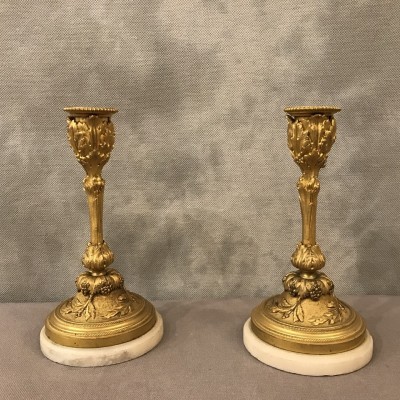 Petits bougeoirs en bronze doré de style Louis XVI Napoléon III 19 ème