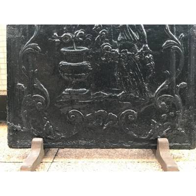 Beautiful fireplace plate in vintage blackened iron 18 th