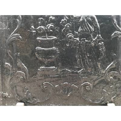 Beautiful fireplace plate in vintage blackened iron 18 th