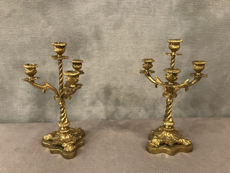 Paire de bougeoirs miniature en bronze doré d'époque 19 ème Napoléon III