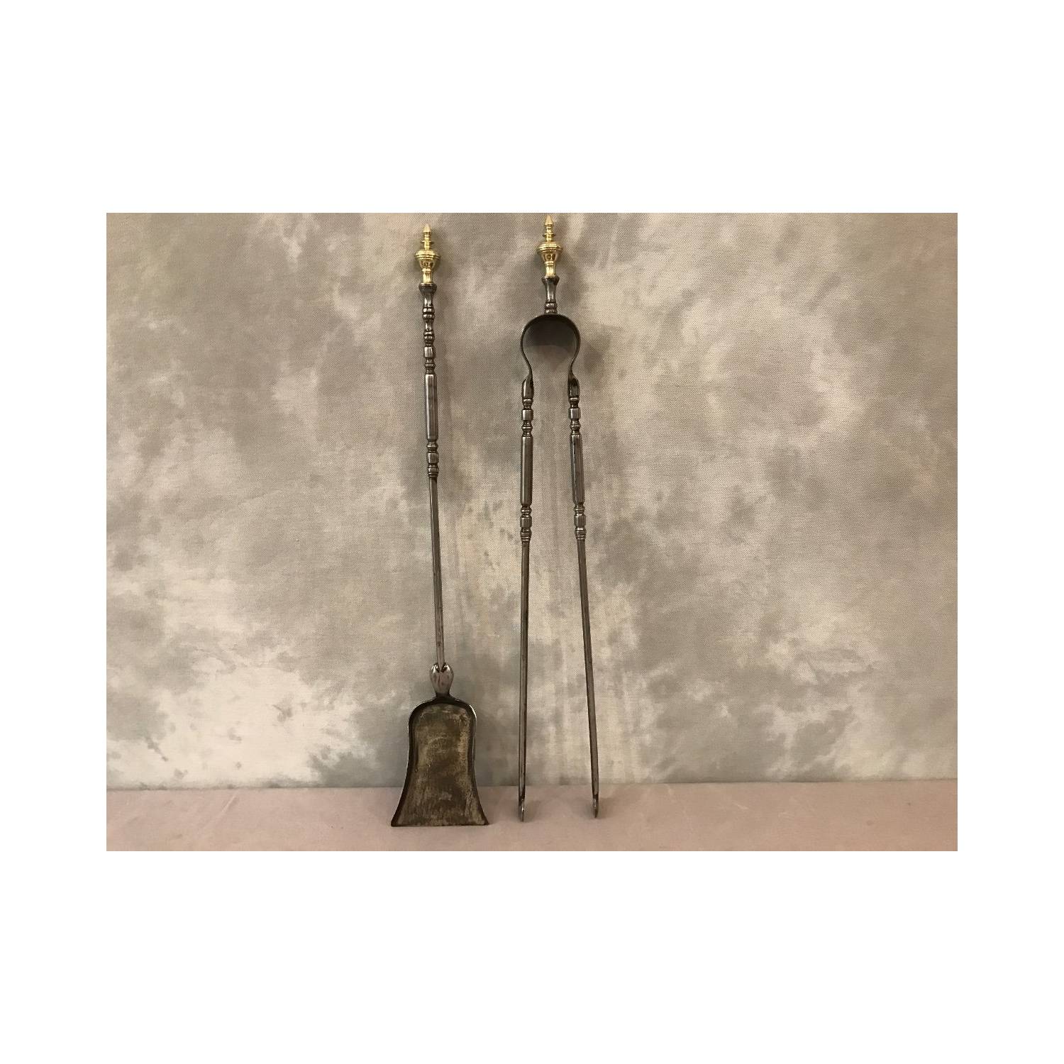 Set of a shovel and an iron and brass chimney rinse 19 th