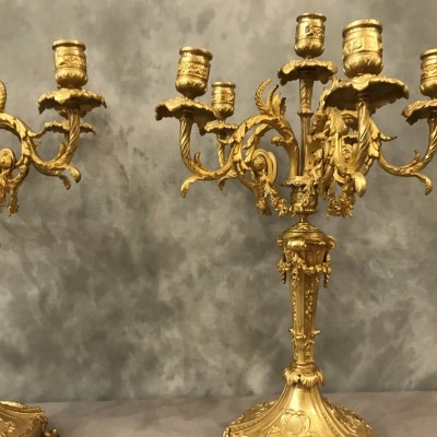 Pair de candélabres en bronze gilt of epoch 19 th