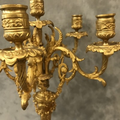 Pair de candélabres en bronze gilt of epoch 19 th