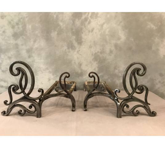 Pair of era polished iron tracks 18 th Louis XV