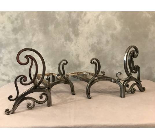 Pair of era polished iron tracks 18 th Louis XV