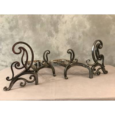 Pair of era polished iron tracks 18 th Louis XV
