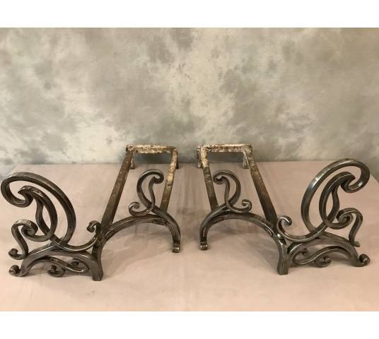 Pair of era polished iron tracks 18 th Louis XV