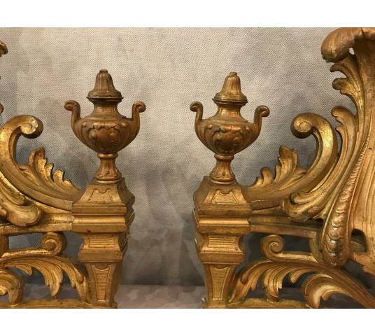 Beau decoration of a gilded bronze fireplace Louis XV style rocking