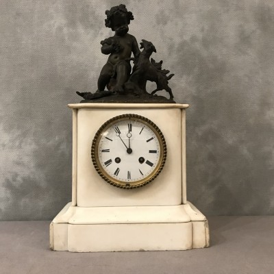 Petite pendule en régule et marbre d’époque 19ème