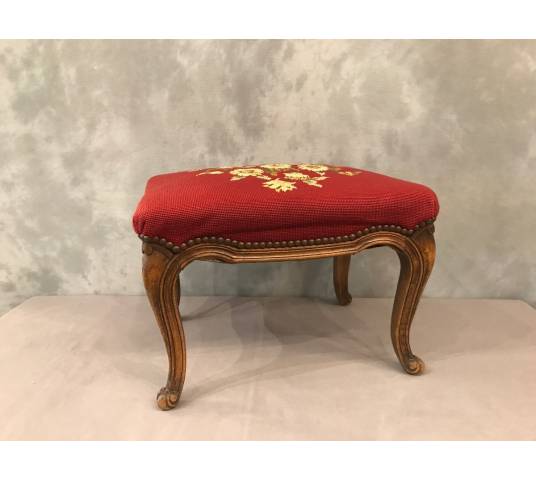 Tabouret en bois de hêtre de style Louis XV XXème