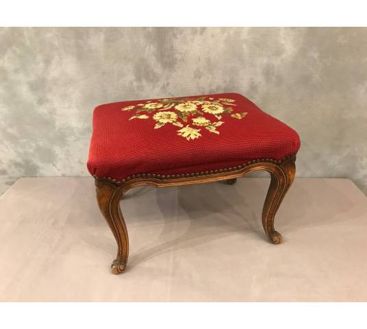 Louis XV style beech wood stool