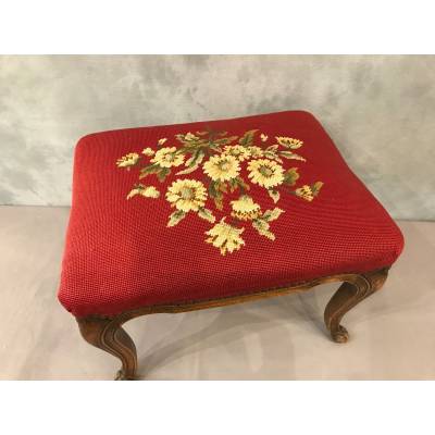 Louis XV style beech wood stool