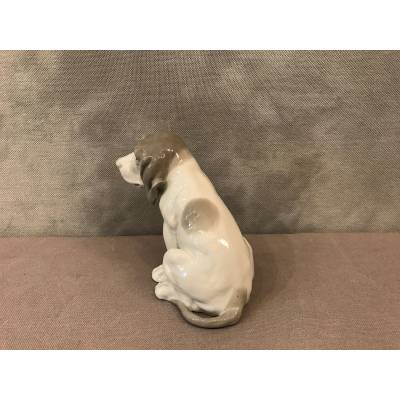 Ravissant petit chien en porcelaine de Copenhague d'époque fin 19 ème