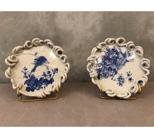 Paire de dessous de cartes en porcelaine japonaise d'époque 19 ème