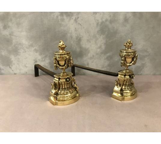 Paire de chenets en bronze de style Louis XVI d' epoch 19 ème