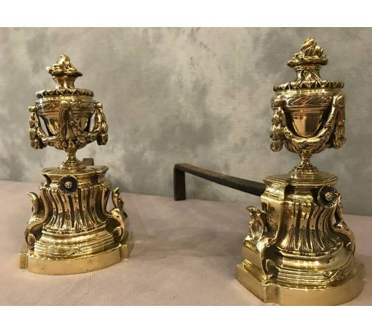 Paire de chenets en bronze de style Louis XVI d' epoch 19 ème